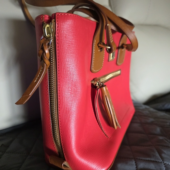Dooney & Bourke Pinkish/Red and Brown Leather Tote with Wallet - Picture 5 of 6